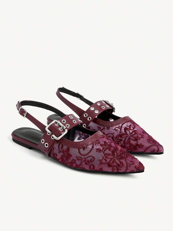 CUCCOO CHICEST Ladies, Willow Nails, Buckles, Flat Shoes.