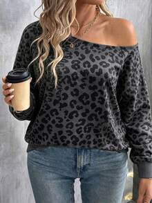 SHEIN LUNE Plus Size Women's Asymmetrical Shoulder Long Sleeve Sweatshirt, Autumn/Winter New Style, Leopard Print, Holiday Date , Outdoor, Photography Streetwear, Must-Wear For Women - Black - View 1