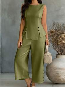 SHEIN LUNE 大码女式春夏开衩纽扣装饰上衣和七分裤休闲度假两件套 - 軍綠色 - 查看 1