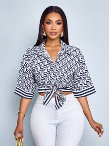 SOLERSUN Elegante Damen Bluse im Vintage-Stil mit Monogramm-Print, kurzen Ärmeln und Knopfleiste, marineblau-weiß, für den Sommer, ideal für romantische Abende. - Blau - Übersicht 7