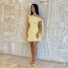 A-Line Short Dress, Bare Shoulder With Straps On The Side, Bell Type - Yellow - View 5
