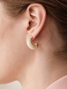 MOTF PREMIUM 18K GOLD-PLATED HIGH-END HALF-RING STUD EARRINGS NICHE DESIGN C-SHAPED EARRINGS COMMUTER WORKPLACE TEMPERAMENT EARRINGS - Yellow Gold - View 1