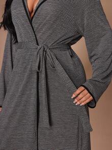 Lazeform Bata de descanso con capucha a rayas talla grande - Gris Oscuro - Ver 2