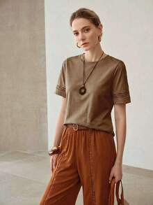 MOTF PREMIUM WOMEN SUMMER SOLID LACE INSERT SHORT SLEEVE TEE - Coffee Brown - View 4