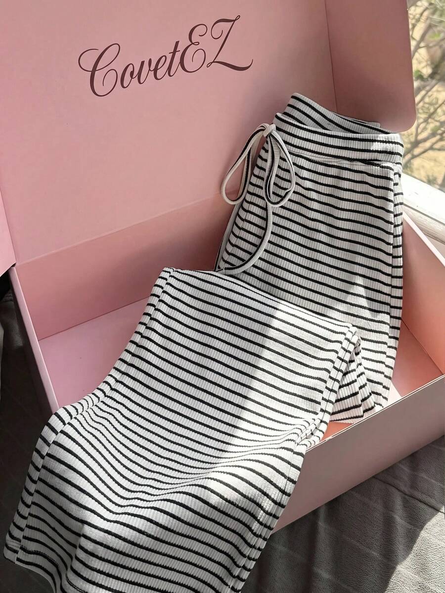 CovetEZ 女款抽繩腰條紋休閒百搭日常旅行長褲 - 黑與白 - 查看 1