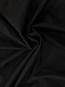 GlowEve CURVE Gaun Panjang A-Line Ukuran Plus dengan Hiasan Renda, Patchwork, Warna Polos, Leher V, Pas Badan, dan Pinggang Ramping - Hitam - View 6