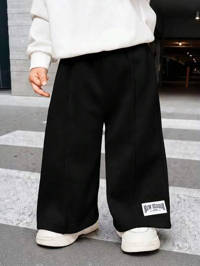 SHEIN Baby Boy Baby Girl Light Gray Autumn/Winter Fleece Brushed Casual Letter Patch Loose Sweatpants Straight Leg Wide Leg Pants Suitable For Commuting School Outings Daily Casual Wear Sports