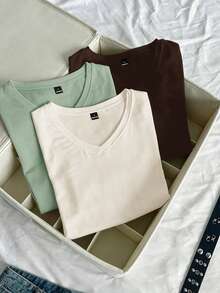 SHEIN EZwear 3件組女款夏季V領修身T恤 龐克休閒次文化動漫風 素色短袖修身款 日常居家穿搭 白色、鼠尾草綠、深褐色 - 彩色 - 查看 7
