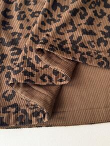 Comfortcana Plus Size Women's Leopard Print Letter Graphic Denim Overall Dress - Brown - View 9