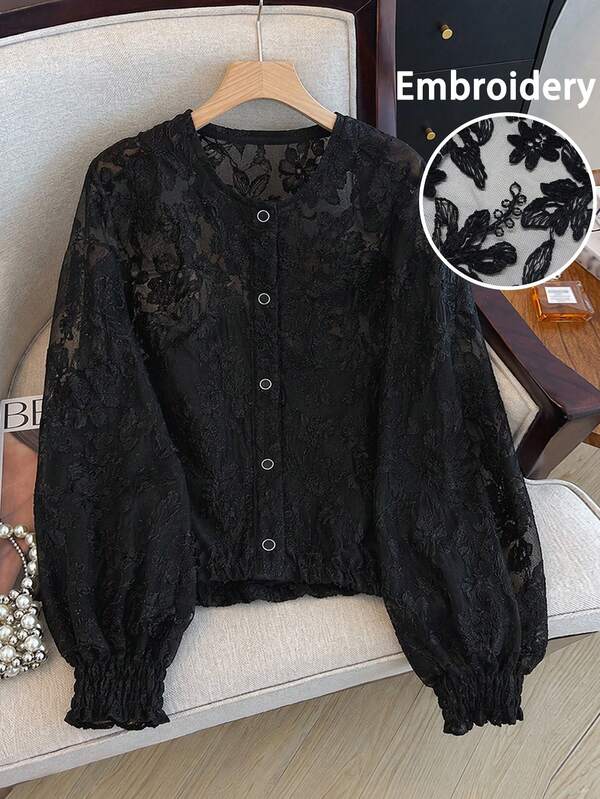 Freevana Gaya Elegan Vintage Prancis untuk Wanita | Kardigan Lengan Panjang Jacquard Renda Transparan Hitam - Atasan Blus Pendek Lengan Lentera Mengembang dengan Kancing Depan dan Kerah Bulat