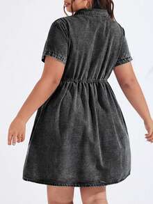 SHEIN ICON Plus Size Women's Front Button Collar Pocket Loose Hem Short Sleeve Dress, Suitable For  And Outings Mother's Day Back-To-School Outfits - Black - View 2