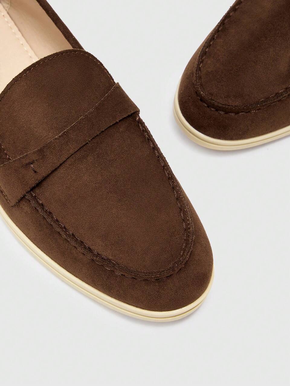 CUCCOO BIZCHIC Women's Casual Comfortable Slip-On Loafers For Daily Commute & Versatile Wear For Christmas Valentine's Day