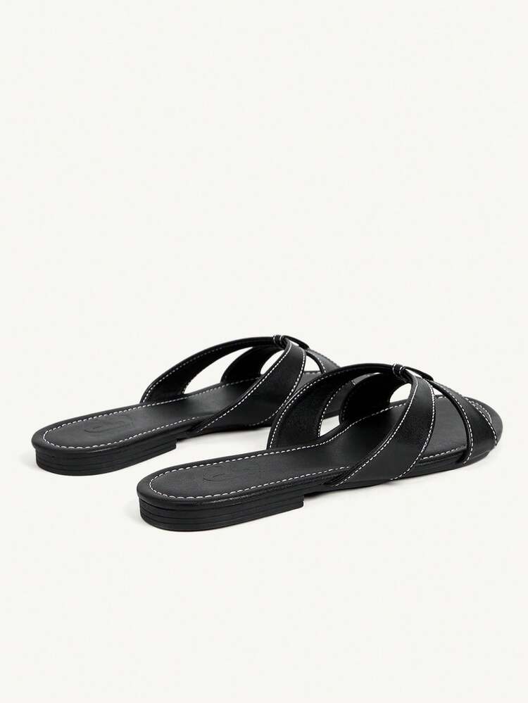 CUCCOO CHICEST Black Cross-Strapped Sandals Women's Simple Korean Version Flat-Bottomed Slippers Summer Wear Non-Slip Soft-Soled Sandals - Black - View 5