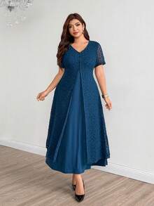 Modelyn Gaun Minimalis Warna Polos Jala Jacquard Leher V Lengan Pendek 2 in 1 Pinggang Ramping Musim Semi/Panas Ukuran Besar - Teal Blue - View 3
