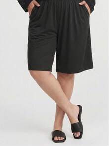 SHEIN CURVE+ 大尺碼寬鬆版型冰絲防走光短褲 2 入組，女款透氣舒適防走光內搭短褲，適合夏季，適用於蘋果型與圓潤身形 - 彩色 - 查看 3