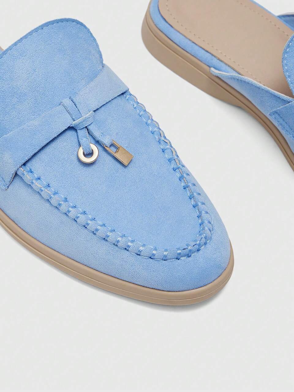 CUCCOO BIZCHIC Women's Casual Walking Flats Designed For Christmas