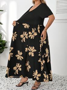 SHEIN CURVE+ Curve 大碼 US22 音樂祭海邊度假波希米亞風夏季休閒花卉印花拼接短袖長洋裝 黑色 - 黑色 - 查看 7