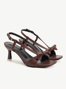 CUCCOO CHICEST Sandal Retro Prancis Cokelat dengan Pita dan Ujung Persegi, Tali Belakang dengan Gesper, Hak Tinggi, Ujung Terbuka, Sepatu Wanita Musim Panas - Coklat - View 1