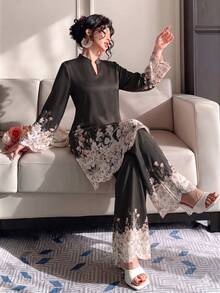 Modelyn 春夏女款V領刺繡時尚寬鬆兩件套 - 彩色 - 查看 4