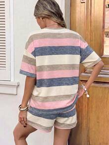 SHEIN LUNE 女款休閒圓領落肩T恤與短褲兩件套，條紋套裝，夏季服飾，街頭風，適合日常通勤、約會、派對、秋冬/夏季、婚禮、海灘、畢業典禮、優雅休閒、外出、Y2K、音樂節穿搭、度假服飾、返校穿搭 - 彩色 - 查看 2