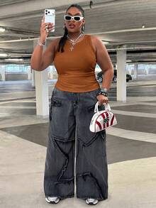 SHEIN CURVE+ 女款大尺碼休閒基礎修身白色圓領露肩背心，舒適面料，適合夏季 - 摩卡棕 - 查看 5