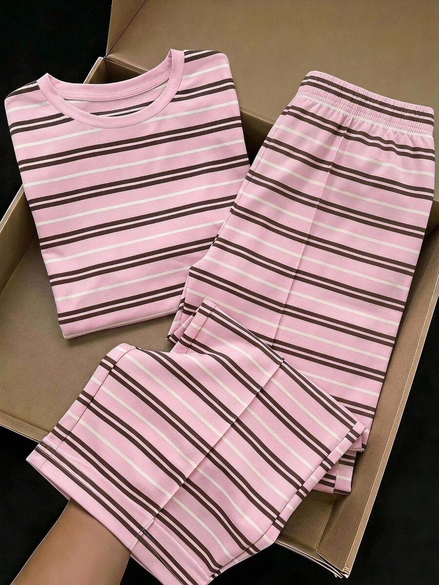 SHEIN 少女條紋圓領短袖T恤與長褲休閒套裝 - 彩色 - 查看 1