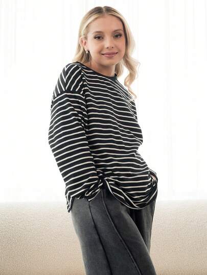 Ximena Robles Ximena Robles Women's Loose Black Striped Backless Tie-Up Long Sleeve T-Shirt, Suitable For Outings, Back To School Season, Street Style, Backless Top