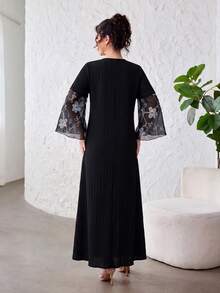 Yasmyna 柔粉色刺繡拼接紋理 3/4 袖大裙擺優雅浪漫女款約會洋裝 - 黑色 - 查看 7