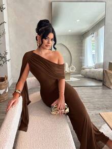 Dayanna Comas 女款咖啡棕優雅百褶不對稱肩綁帶設計修身洋裝，適合秋季用餐聚會、畢業典禮、伴娘、婚禮與活動，夏季穿著 - 駝色 - 查看 6