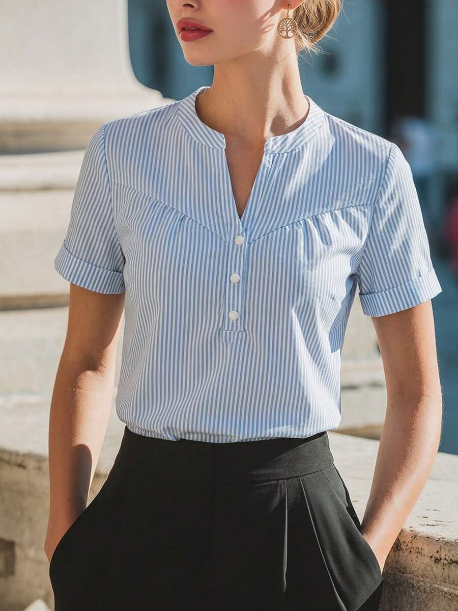 SHEIN Holidaya 女款休閒簡約日常通勤條紋襯衫,夏季風格 - 藍色 - 查看 1