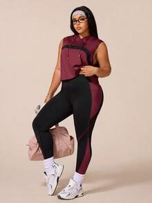 SHEIN Rhythm Era 女款運動瑜珈戶外健身運動套裝，抽繩連帽寬鬆運動衫搭配弧形拼色胸前設計，緊身運動褲搭配線條與拼色對比設計 - 酒紅色 - 查看 4