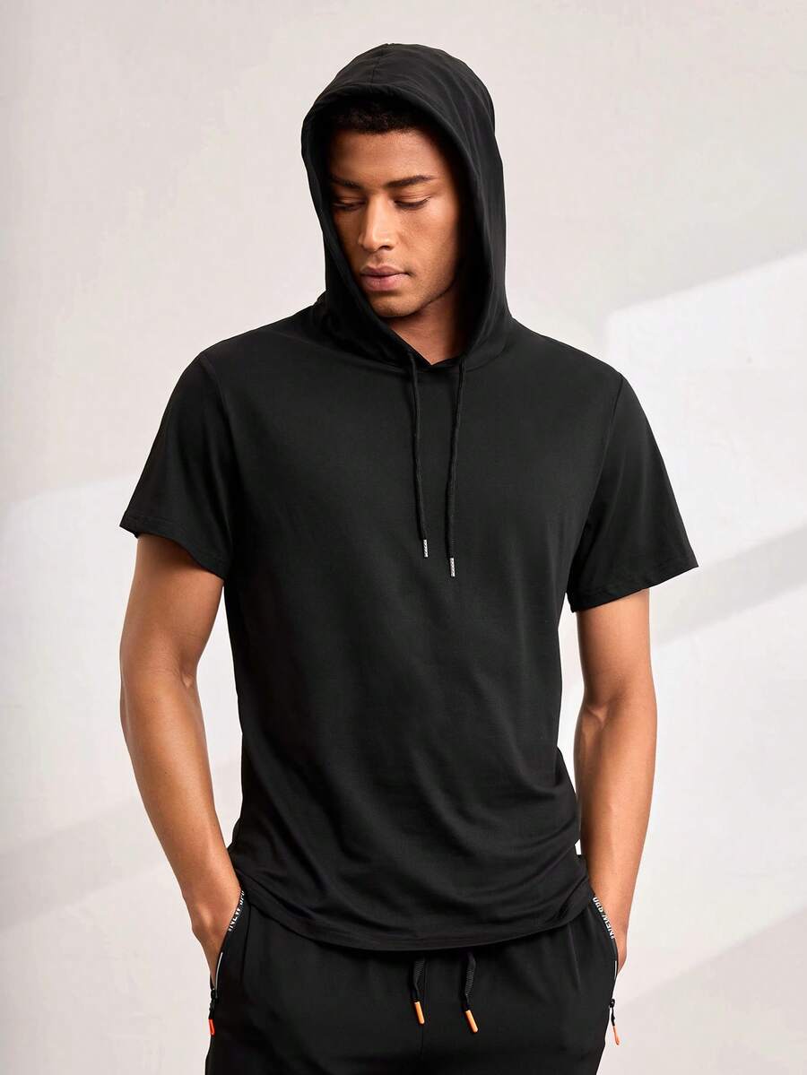 Driftmere 男士轻薄黑色短袖连帽T恤，夏季休闲运动健身上衣 - 黑色 - 查看 1
