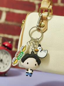FRIENDS X POKOJA LAND Llavero colgante creativo 3D FRIENDS, dije de pato lindo con diseño de personaje de dibujos animados, detalle estereoscópico, accesorio ligero para bolso & llavero D Ration para uso diario (1 pieza) - Multicolor - Ver 2