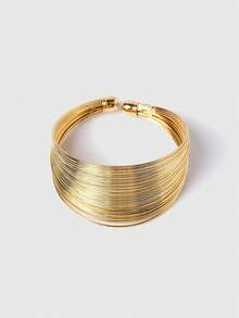 SHEIN BAE Minimalist Cuff Bangle - Yellow Gold - View 4