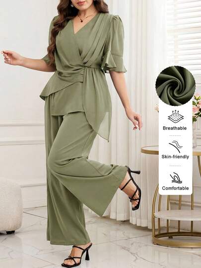 SHEIN Clasi Plus Size Women V-Neck Solid Color Top And Pants Casual 2-Piece Set