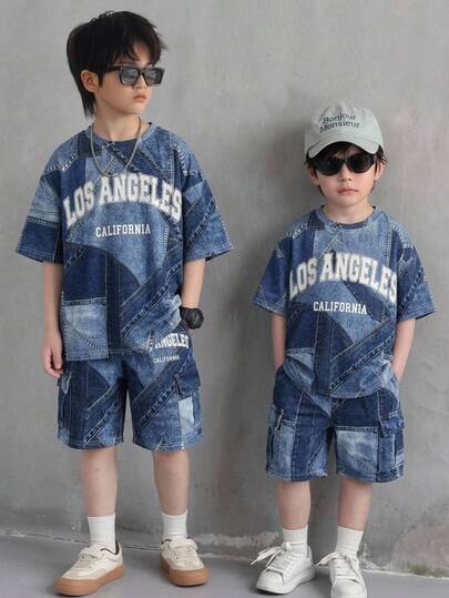 SHEIN Little Byeori Young Boy Casual Korean Style Loose Letter Print Blue Faux Denim Pattern Crew Neck Short Sleeve T-Shirt & Shorts 2-Piece Set, Suitable For Commuting, School, Daily Casual, Outings, Sports, Spring/Summer