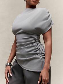 Vixey Blusa de manga corta con hombros descubiertos y bajo asimétrico - Gris - Ver 3