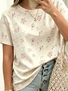 EMERY ROSE 花卉印花女款時尚上衣 T-shirt，美學風格，適合夏季穿著 - 彩色 - 查看 3