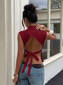 Aloruh 女款春夏純色立領前鏤空後綁帶露背腰部綁帶白色無袖襯衫，適合通勤、辦公、日常、街頭、休閒 - 酒紅色 - 查看 8