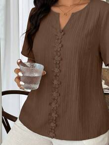 Weeklong Blusa holgada de manga corta con volantes y parches florales para mujer talla grande, primavera/verano - Marrón - Ver 3