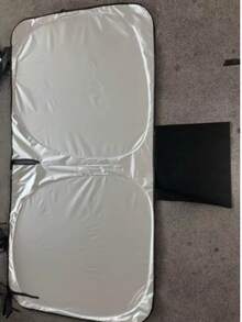 1/3pcs Car Sun Visor: This Reflective Sun Visor Provides Optimal Protection For Your Vehicle Interior Highly Efficient Light Refracting Function To Quickly Cool The Interior And Prevent Interior Aging.Car Radiator Protection Net - Multicolor - View 4
