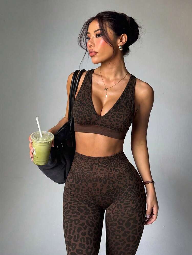SHEIN Dewbera 女款無縫豹紋短版背心與緊身褲運動套裝 - 棕色 - 查看 2