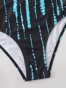 SHEIN Swim Swim Lushoire 2件組成熟熱帶性感女款泳衣，青藍孔雀綠繫帶式比基尼上衣搭配植物印花短褲套裝，夏季海灘適用 - 黑色 - 查看 7