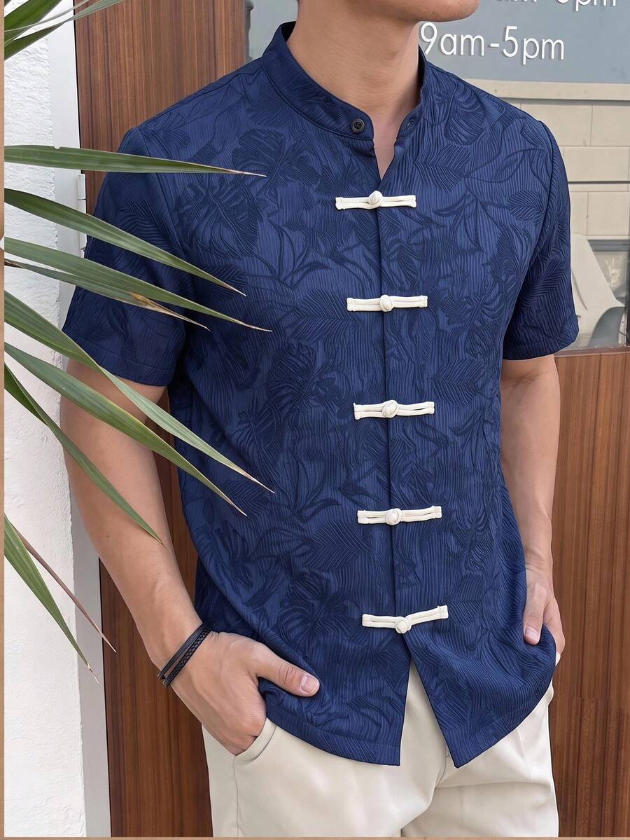 Manfinity RebelGame Men's Exquisite Jacquard Fashion Frog Button Short Sleeve Shirt - Navy Blue - View 1