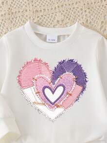 SHEIN Playful Pals 女嬰 2 件套可愛愛心印花丹寧風圓領長袖衛衣上衣喇叭褲 秋冬度假 嬰兒粉 粉色 派對 - 彩色 - 查看 3