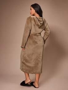Lazeform Casual Hooded Long Sleeve Brown Double-Sided Fleece Contrast Black Trim Plus Size Robe - Brown - View 2