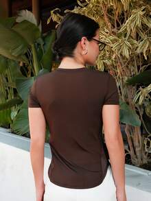 Nelanie Turli 女式夏季纯色圆领短袖休闲运动T恤，运动健身衫 - 咖啡棕 - 查看 3