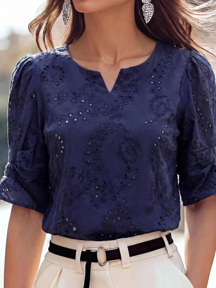 Miaspire Blus Lengan Pendek Leher V Berlubang dengan Bordir Berongga untuk Wanita Paruh Baya - Biru - View 1