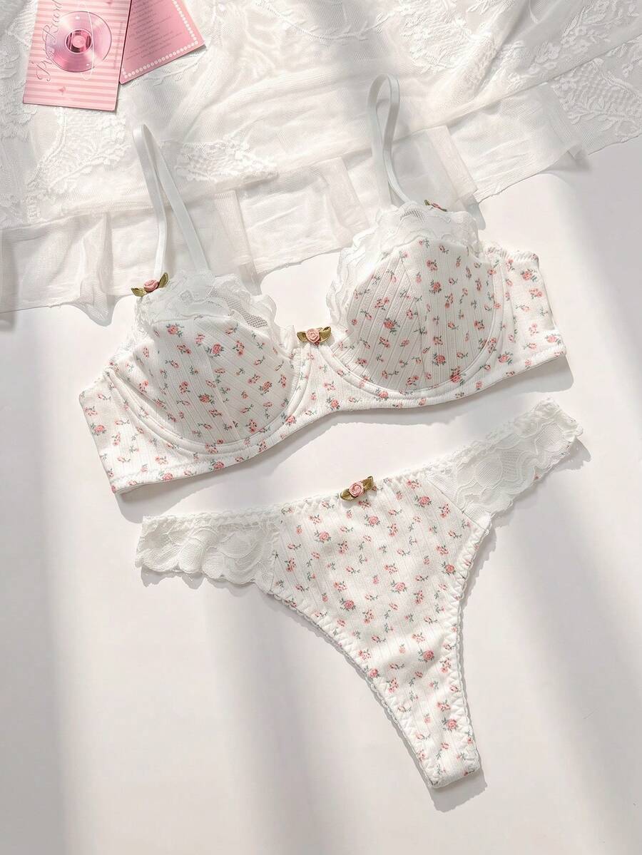 PetitDoll 小花印花對比蕾絲下胸圍和底褲內衣套裝 - 白色 - 查看 1