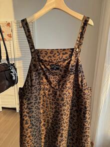 Comfortcana Plus Size Women's Leopard Print Letter Graphic Denim Overall Dress - Brown - View 10
